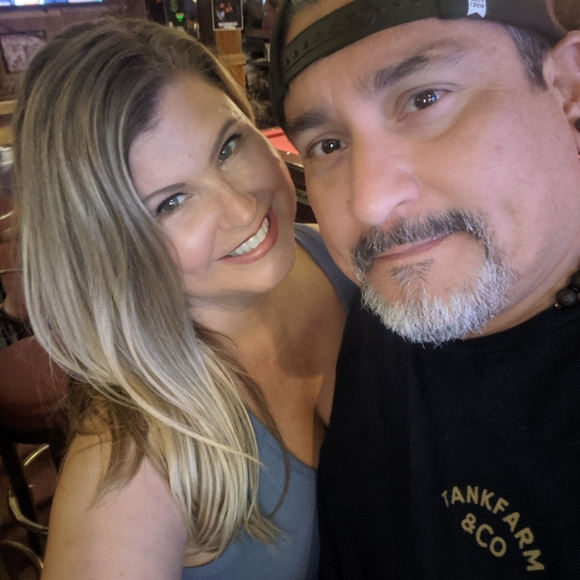 Meet your Posher, September - Picture 3 of 5